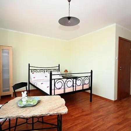 Julus Деревянный коттедж Леба