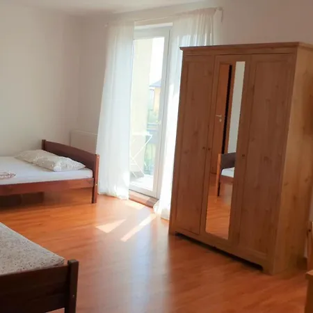 Julus Lodge